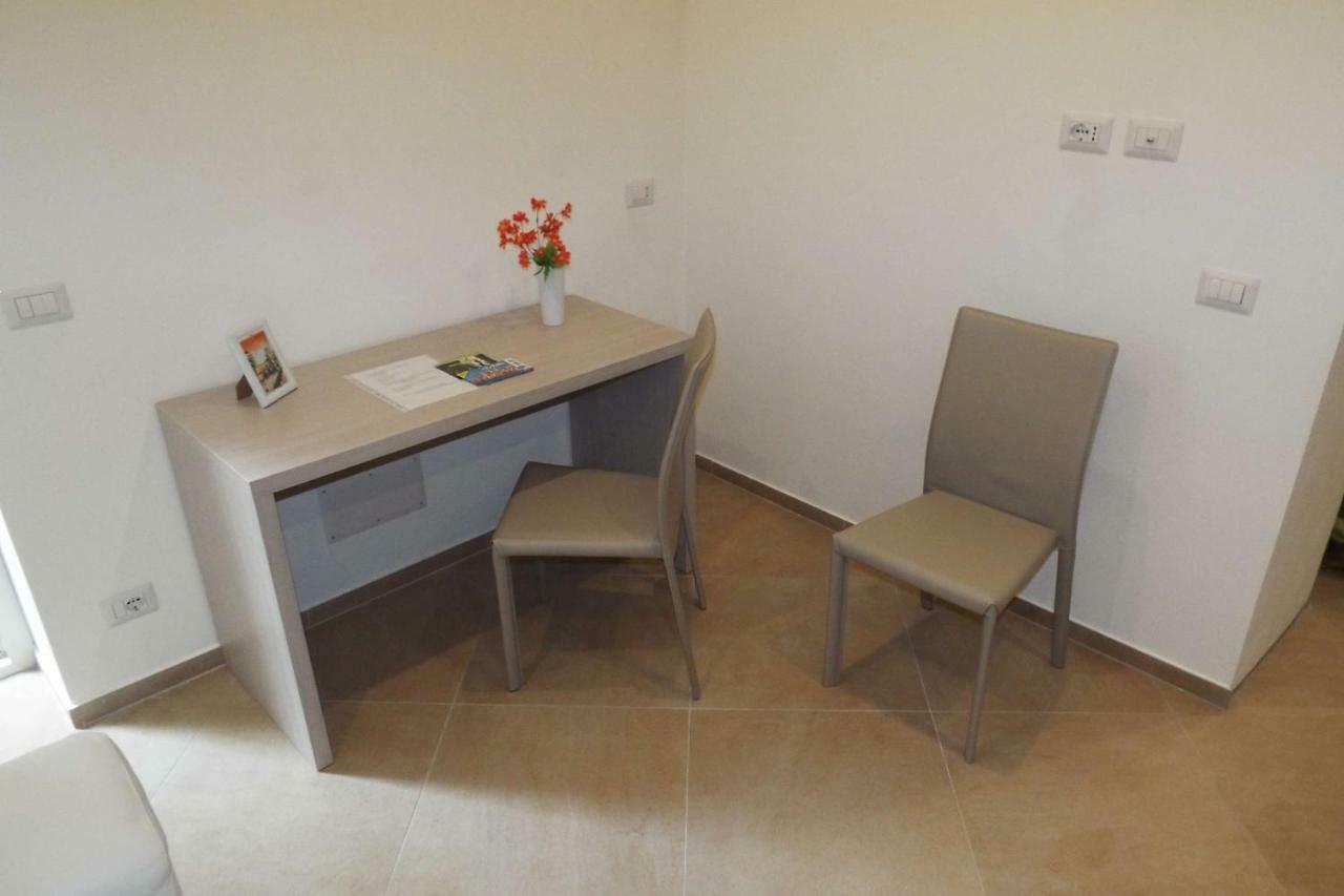 Cefalu Studio Room And Apartments ภายนอก รูปภาพ