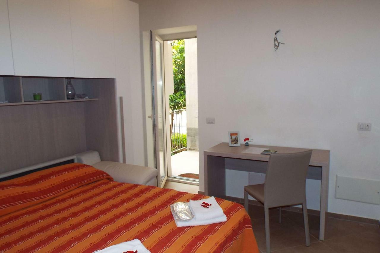 Cefalu Studio Room And Apartments ภายนอก รูปภาพ