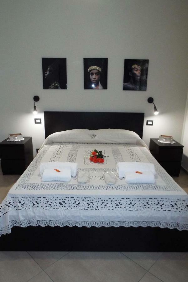 Cefalu Studio Room And Apartments ภายนอก รูปภาพ